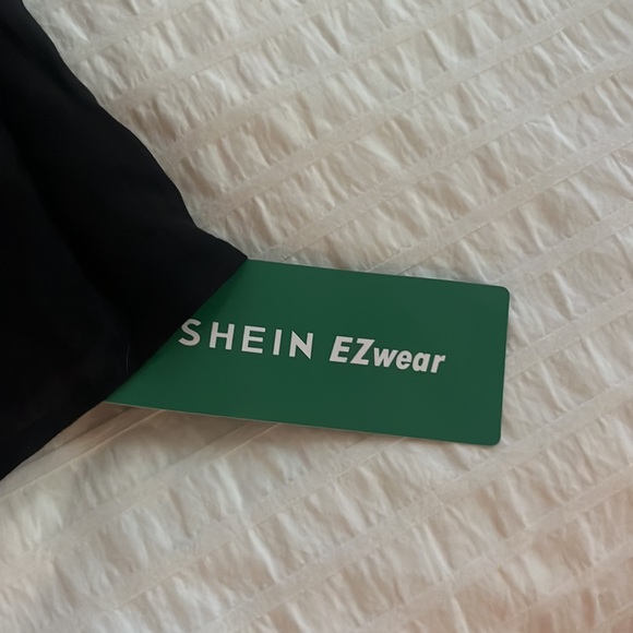 Shein black Dress - Picture 2 of 2